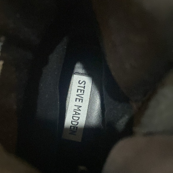 Hiking boots - Picture 6 of 7